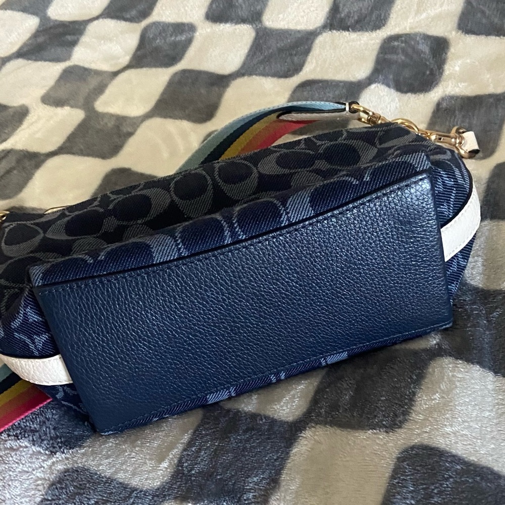 Coach Dempsey Shoulder Bag Gem